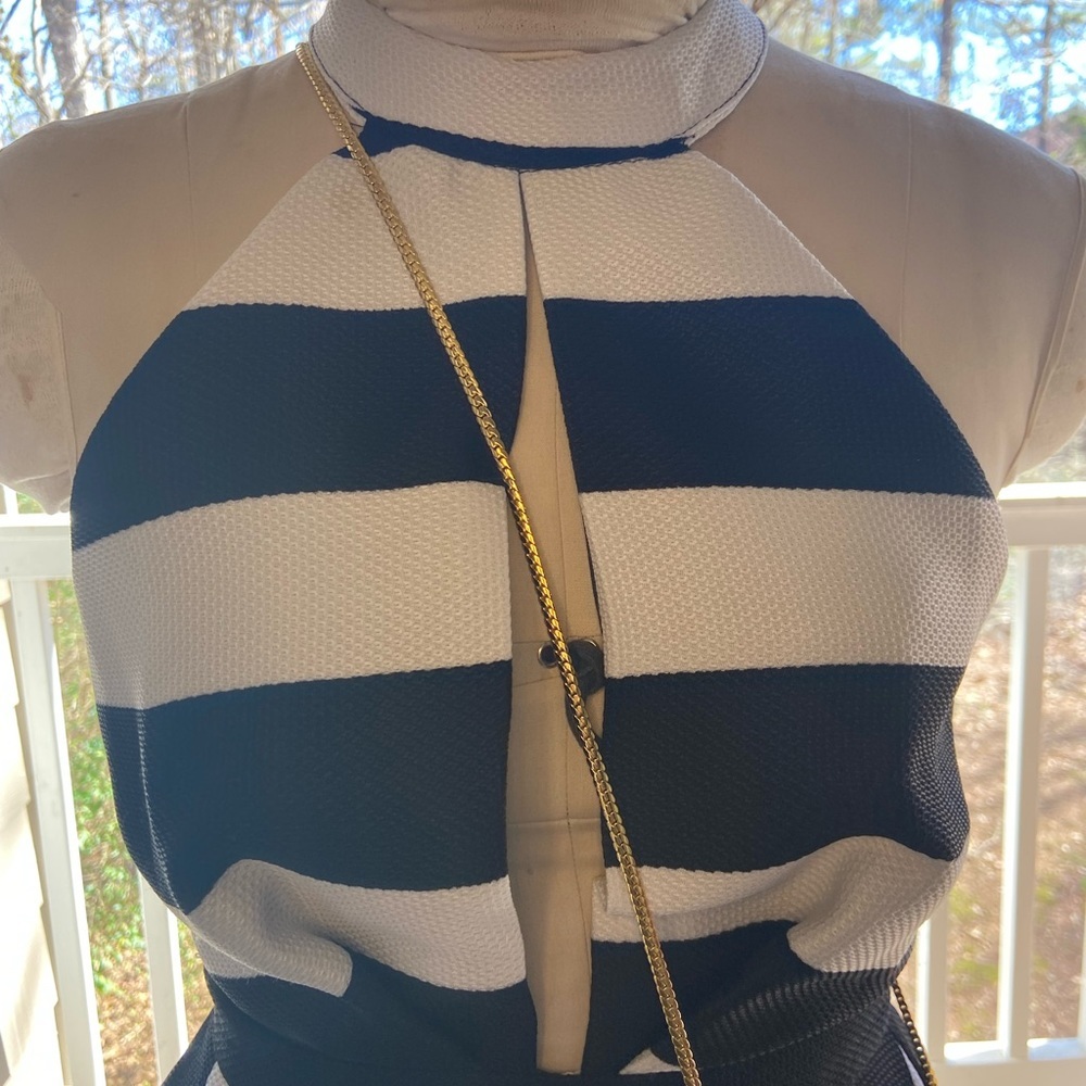 Fun formal dress - Picture 4 of 6